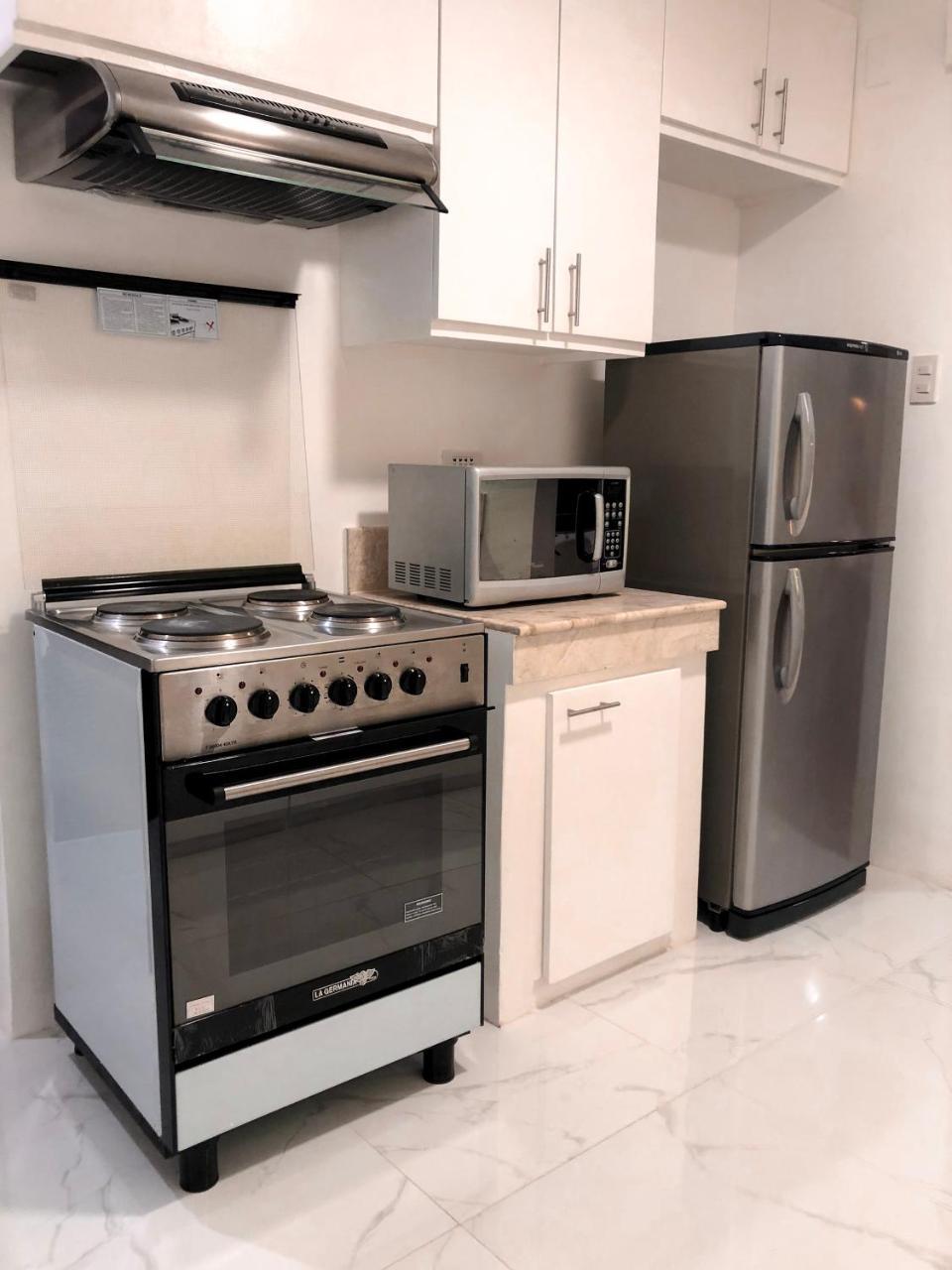 Parque Espana Residence Hotel Muntinlupa City Εξωτερικό φωτογραφία